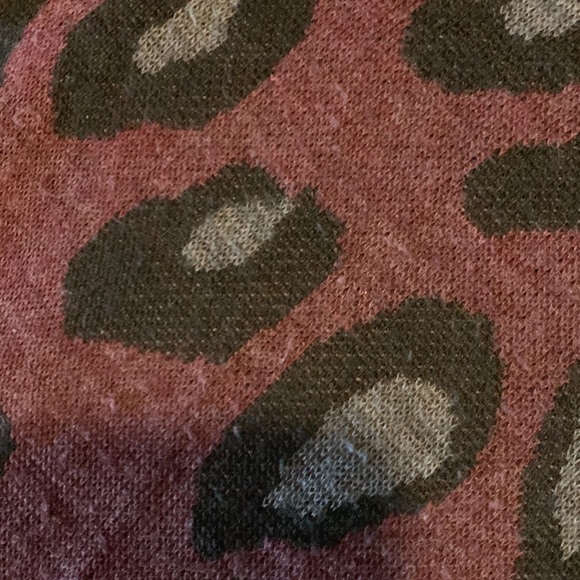 Leopard Cardigan - Picture 2 of 2